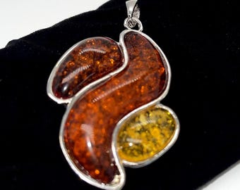 Vintage Abstract Silver-Tone Tri‑Color Gemstone Pendant - Fall Inspired