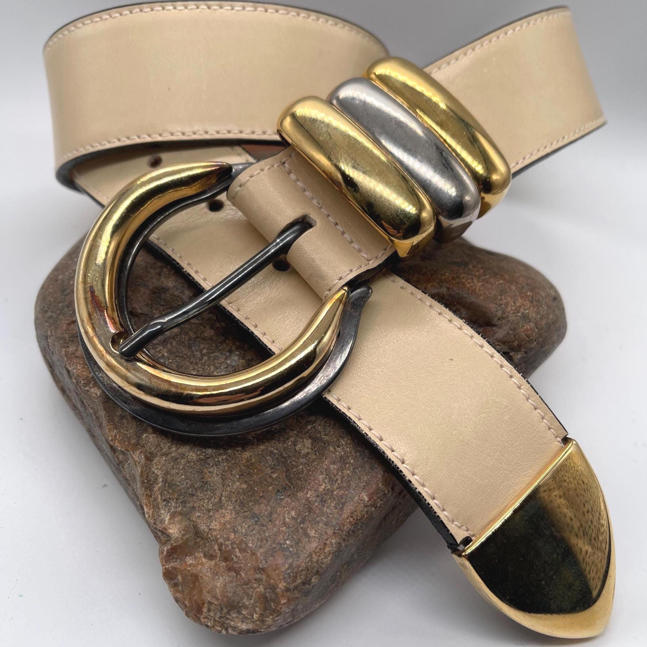Streets Ahead vintage leather belt. Tan-cream stitching. Two tone buckle.Medium Vintage Streets Ahead Double Strapped Statement Medallion  main image 4