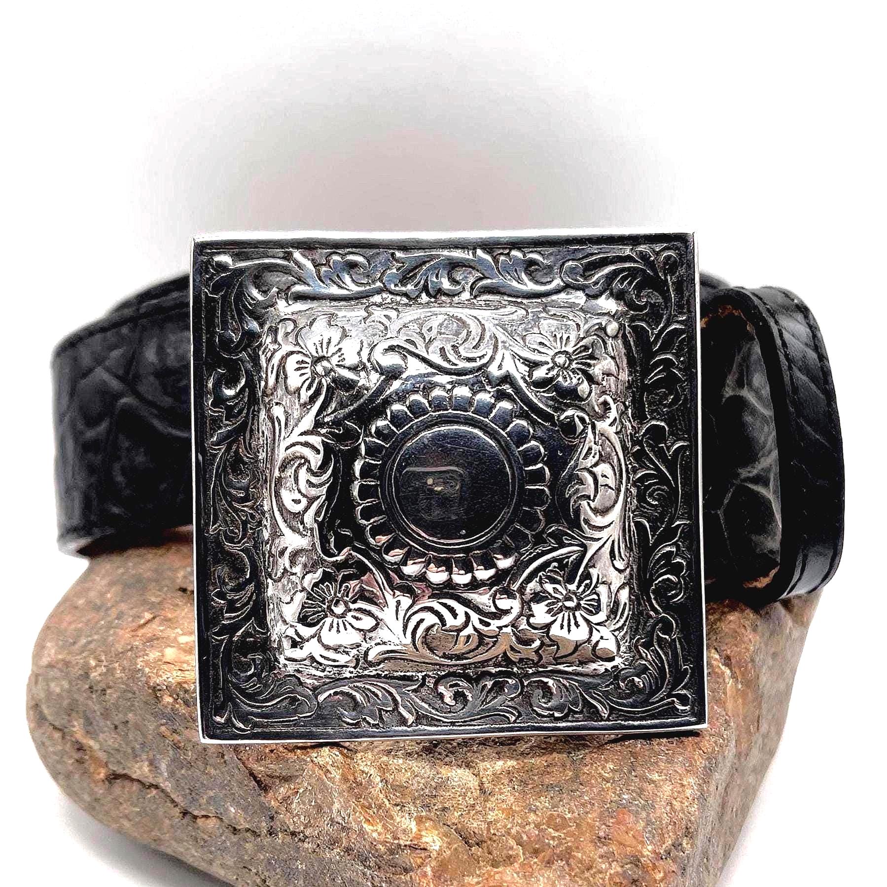 Street Ahead Vintage Croc Embossed Leather Belt Silver Statement Hardware L Vintage Streets Ahead Croc Leather Belt With Engraved Silver  main image 3