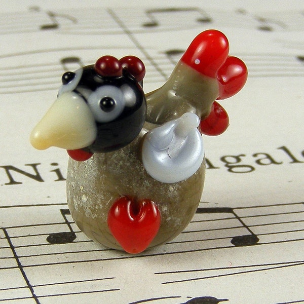 Hazel the lampwork chicken bead......... sra