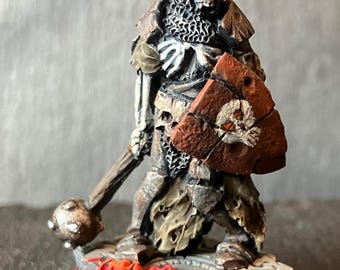Sciborminiatures Undead Warrior with massive club.  33mm heroic fantasy. Painted with acrylics.