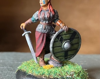 Shieldmaiden. 28m tin figure. Stringhold Terrain. With Base.