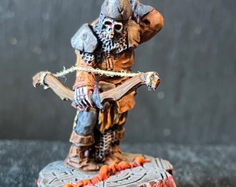 Sciborminiatures Undead Bowman were with brown coat.  33mm heroic fantasy. Added bowstring. Painted with acrylics.