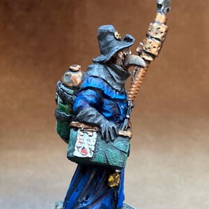 Plague doctor in elegant blue. Sciborminiatures Tabletop Roleplaying Game 25 mm Base 28 mm Figure Hand-sculpted Resin Cast Acrylic