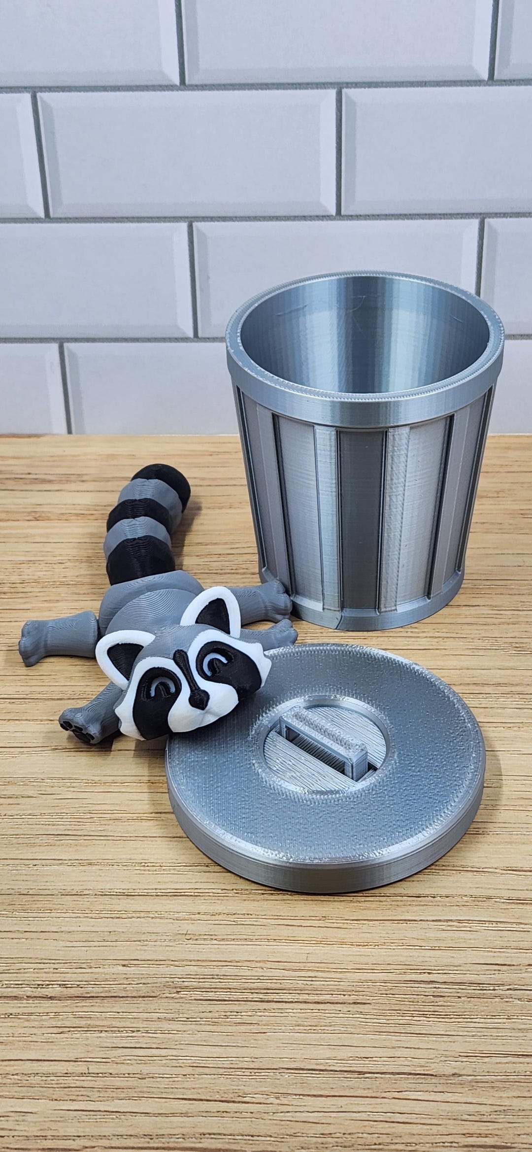 3D Printed Articulated Raccoon With Trash Can | Poseable Raccoon ...