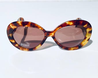 Vintage 1990s Gianfranco Ferre Sunglasses,  Mod GFF 276/S , Made in Italy Vintage 1990s Gianfranco Ferre Glam Sunglasses in  main image 3