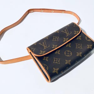 Borsa Louis Vuitton Florentine XS Pochette in tela monogramma LV