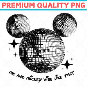 Puede incluir: Ilustraci&oacute;n en blanco y negro de la cabeza de Mickey Mouse hecha de bolas de discoteca. El texto "Me and Mickey vibe like that" est&aacute; debajo de la imagen.
