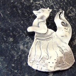 Fox Silver Necklace - Kitsune Silver Necklace - Japanese Fox Jewelry - Inari Silver Necklace - Mythology Jewelry