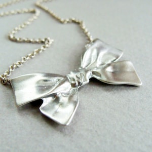 Big Bow Silver Necklace - Bow Silver Jewelry - Bow Necklace Sterling Silver - Bow Necklace for Women - Realistic Bow Necklace - Chunky Bow