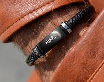 Custom Men's Leather Bracelet: Engraved Family Names, Personalized Anniversary & Birthday Gift for Dad, Husband - Unique Handmade Bracelet