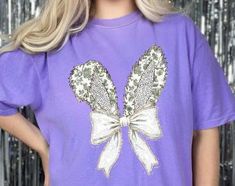 Comfort Colors Coquette Bow Bunny Easter Shirt, Cute Bunny Shirts, Cute Easter T-Shirt, Happy Easter Day Gift, Easter Vibes Tees, Rabbit Tee