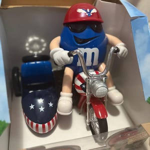 M&M’s Candy Dispenser- Red White and Blue, Motorcycle Candy Dispenser- NEW, never used