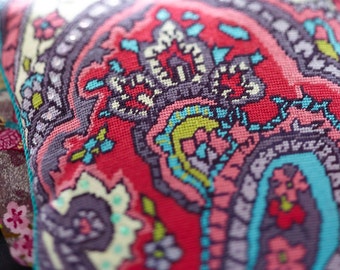 Needlepoint pattern, PAISLEY