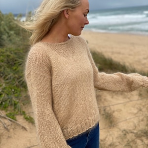 Women's Cozy Long Sleeve Sweater Knitting Pattern, Scandinavian Nordic PDF