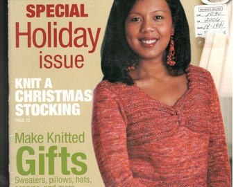 Revista Love of Knitting: Patrones de tejido navideño, suéter, calcetín navideño, bufanda tejida (2009) BK4234