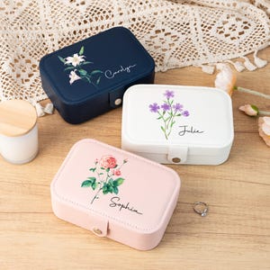 Personalisierte Schmuckschatulle, Schmuckschatulle Geburtsblume, Reise Schmuckschatulle, Geburtstagsgeschenk, Leder Schmuck Organisator, Geschenk für Frauen, Hochzeitsgeschenk