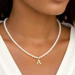 Freshwater Pearl Necklace with Initial Charm, Personalized Letter Necklace in Gold, Minimalist Jewelry, Gift For Her