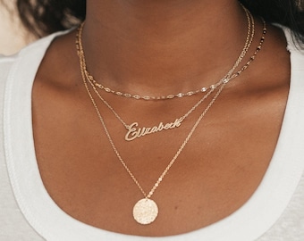 Zierliche Gold Halskette Set von 3, Benutzerdefinierte Namen und Plättchen Halsketten, Minimalistischer Schmuck für die Schichtung, Perfektes Geschenk für Sie