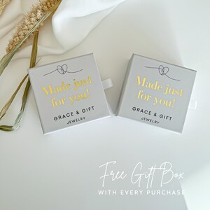Tiny Pearl Necklace For Her, Floating Single Pearl Choke, Bridesmaid Necklace Gift, Everyday Necklace, Gold Minimalist Jewelry Gift for mom - Grace & Gift