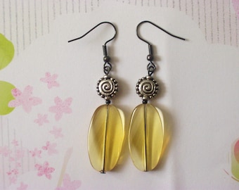 LITTLE MISS SUNSHINE - Happy Yellow Dangle Earrings