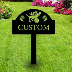 Personalized Metal Garden Themed Stake with Flowers, Custom Rose Flower Garden Stake, Mothers Day Gift, Best Mom Gift, Steel Garden Decor