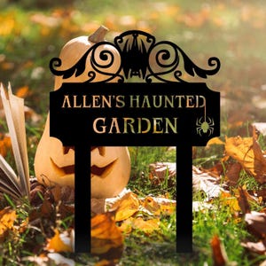 Customized Bat Yard Stake, Spider Metal Garden Stake, Halloween Gift, Personalized Halloween Garden Stake,Fall Yard Stake, Thanksgiving Gift