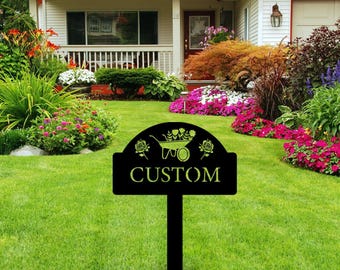 Personalized Metal Garden Themed Stake with Flowers, Custom Rose Flower Garden Stake, Mothers Day Gift, Best Mom Gift, Steel Garden Decor