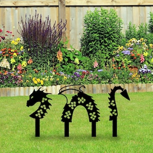 Dragon Yard Stake, Metal Garden Animal Decor, Farmhouse Front Yard Art, Dragon Lover Gift, Metal Dragon Garden Stake, Metal Dragon Yard Sign