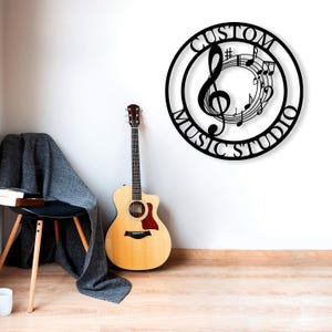 Arte de pared de metal personalizado para estudio de música, decoración personalizada con llave Sol, regalo personalizado para músicos, regalo para amantes de la música, regalo con notas musicales, decoración para salas de música.