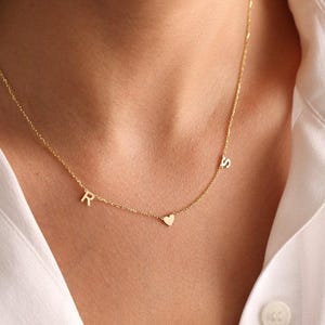 Collar con inicial de oro - Joyas personalizadas con letras para mamá - Collar con nombre personalizado, regalo delicado para mamá, cumpleaños y Navidad