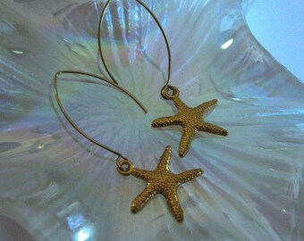 Sea Star Pebbled Starfish Dangles Gold Brass Nautical Jewelry Ocean Inspired Simple Elegance Beachcomber thequeensdowry handmade