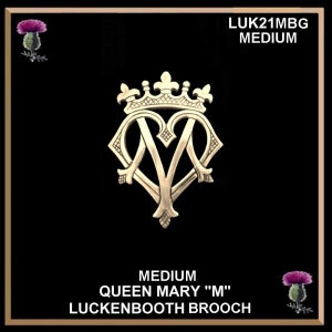 Queen Mary M Medium Luckenbooth Brooch Gold image 1