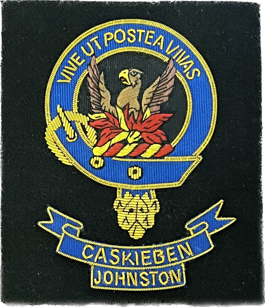 Johnston of Caskieben Tartan Crest Wall Hanging Banner main image 1
