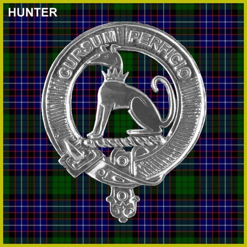 Clan hunter. Значки шотландских кланов. Гербы шотландских кланов. Клан крест Шотландия. Эмблема шотландского клана.