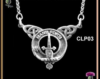 Colgante doble con el escudo del clan MacKay ~ CLP03