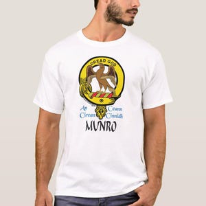 Munro Scottish Clan Crest Full T-Shirt, Family Crest Shirt
