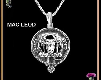 MacLeod (Harris)  Clan Crest Scottish Pendant CLP02