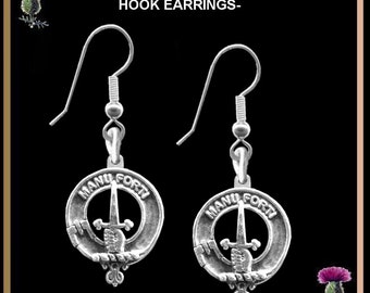 Pendientes con el escudo del clan MacKay