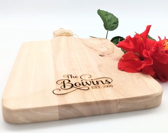 Gepersonaliseerde gegraveerde bord charcuterie, gegraveerd custom cadeau, familienaam, huwelijkscadeau, housewarming, bord, monogram, kerstcadeau