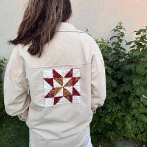 Übergroße Cord-Shirt-Jacke: Vintage gesteppte Patchwork-Applikation