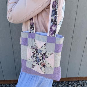 Vintage Quilt Tote Bag: Handmade Shoulder Bag