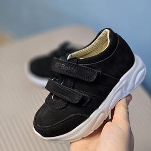 Orthopedic Sneakers for Girls | Leather Arch Support Shoes with Velcro | EU Sizes 18–40