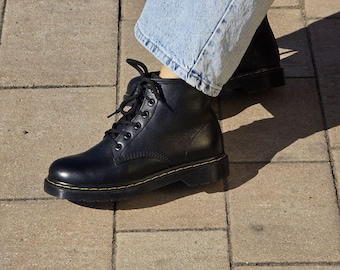 Leather Lace-Up Boots: Warm Fleece Lined, Non-Slip, Arch Support