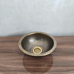 Lave-main Marocain En Cuivre Rouge à Encastrer – Lavabo Oriental 30x22 Cm