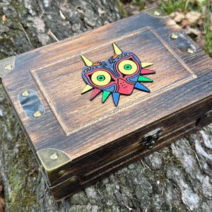 Majora&#39;s Mask Wooden Treasure Box: Zelda Keepsake Chest