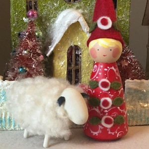 Girl with Red hat peg doll