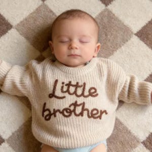 Maglione del Grande Fratello, Maglione dei Fratelli Abbinato, Maglione del Fratellino Ricamato, Maglione della Sorella Maggiore, Outfit Personalizzato per il Piccolo Fratello e la Sorellina