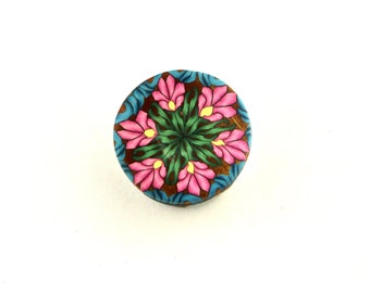 Round Needle Nanny, Needle Minder, Magnetic needle holder