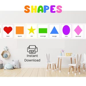 Op de afbeelding: Een kleurrijke educatieve poster met het woord "SHAPES" in regenboogkleuren. Daaronder kaarten met verschillende vormen zoals een hart, vierkant, ster, rechthoek, driehoek, ovaal en ruit. De tekst "Direct downloaden" is ook zichtbaar.